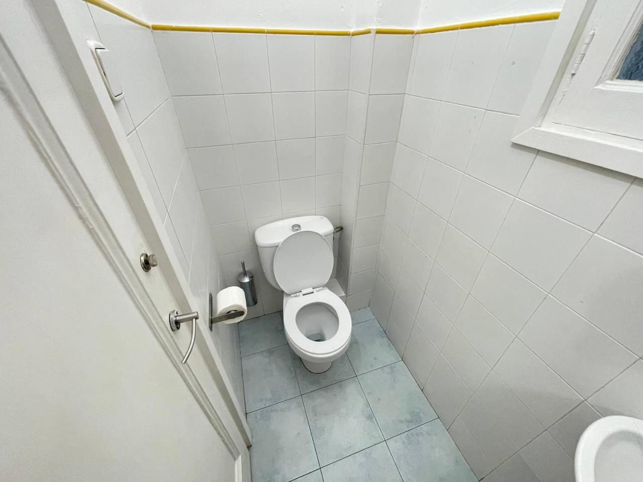Rooms Villaroel Барселона Экстерьер фото