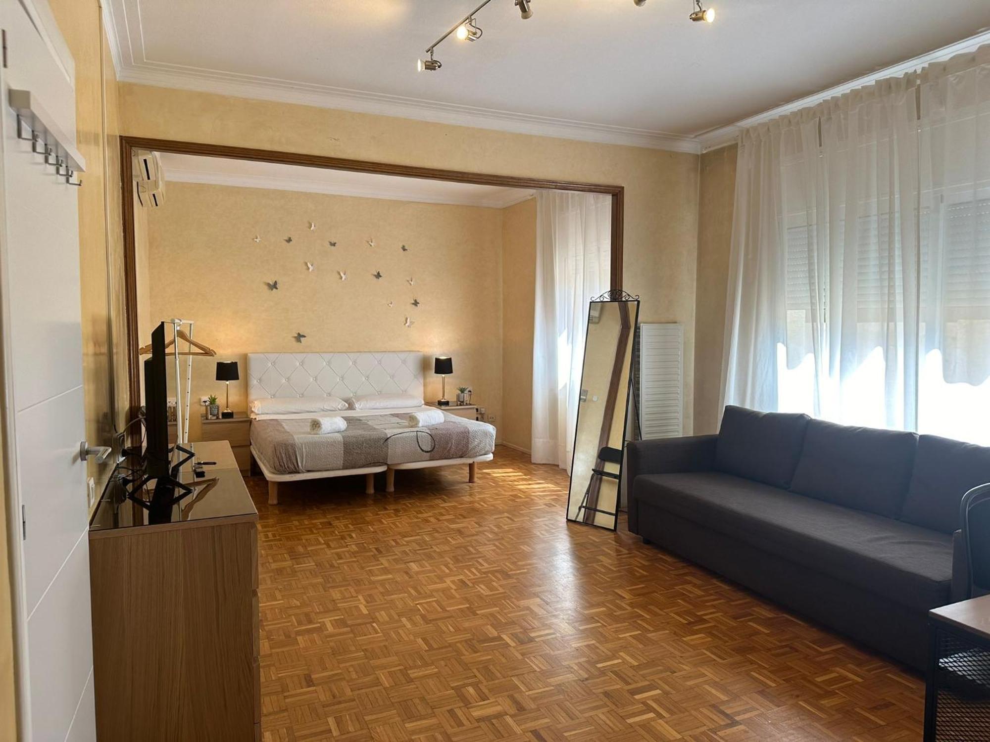 Rooms Villaroel Барселона Экстерьер фото