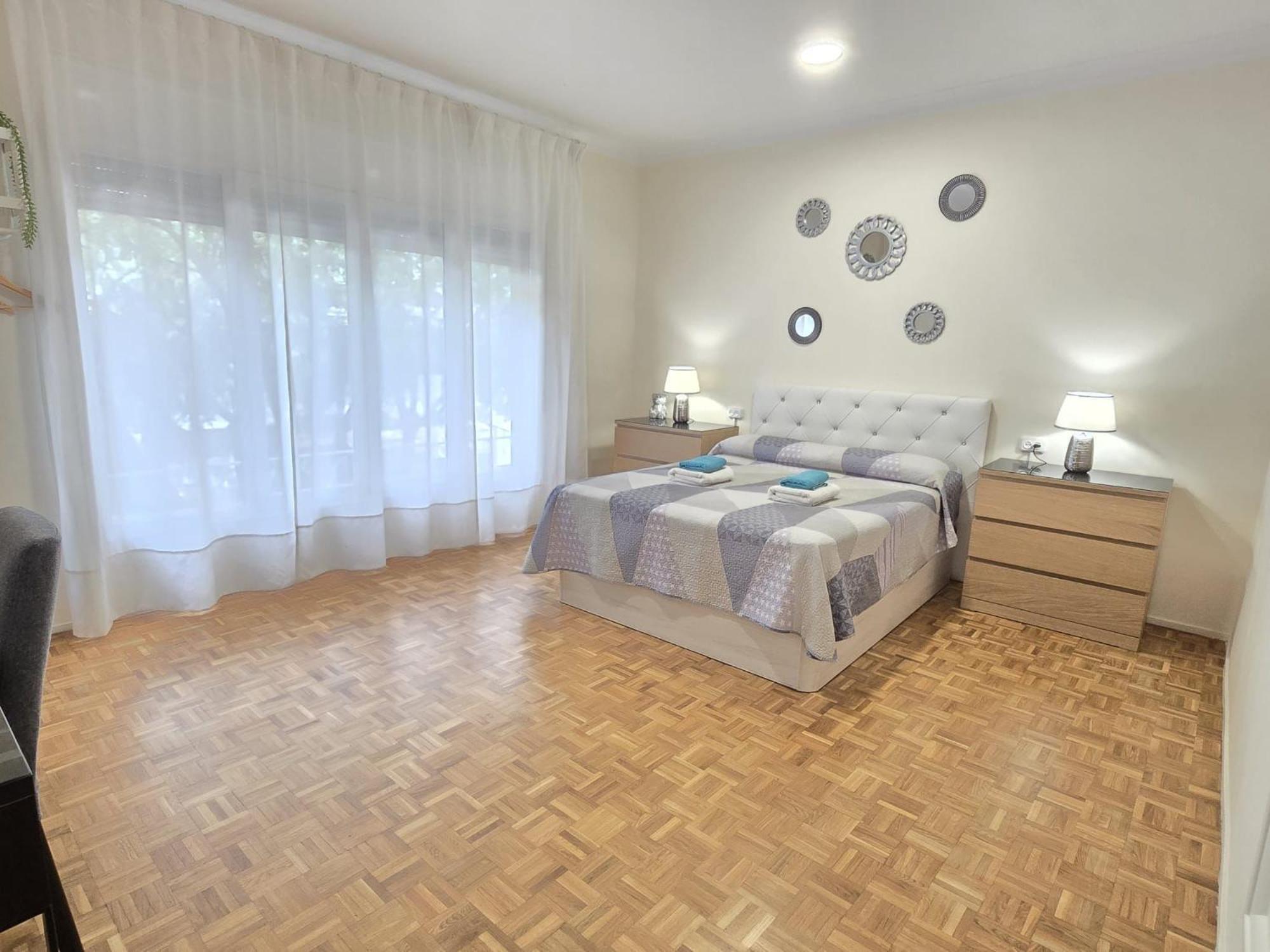 Rooms Villaroel Барселона Экстерьер фото